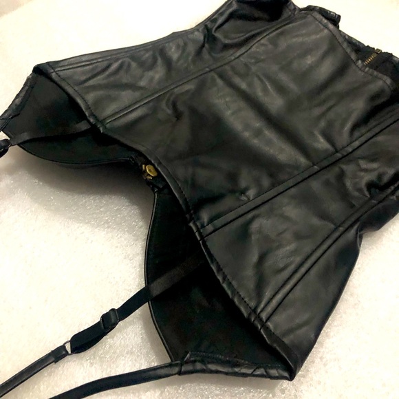 Charlotte Russe Black Camisole with Zipper - Picture 6 of 11